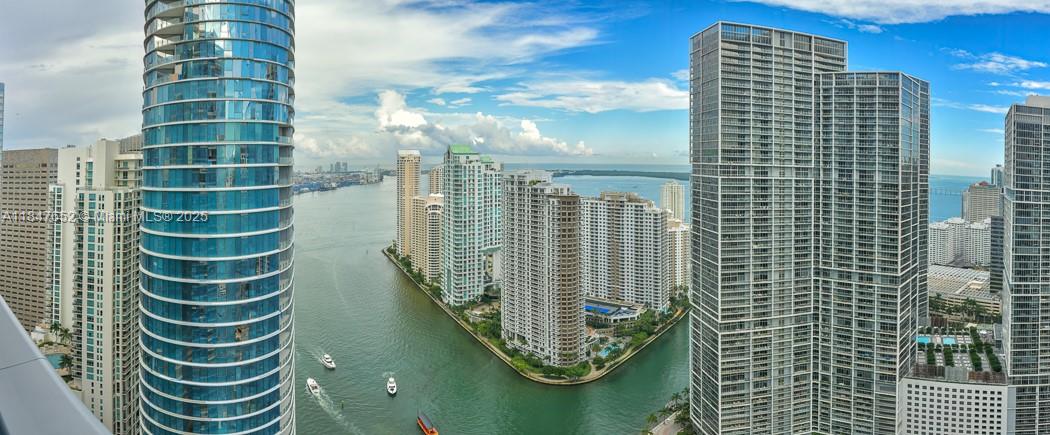 200 Biscayne Blvd Way #4407