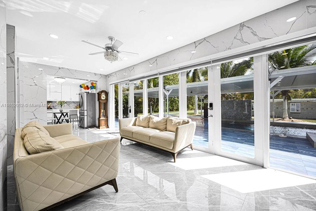 7830 SW 120th St Pinecrest, FL 33156