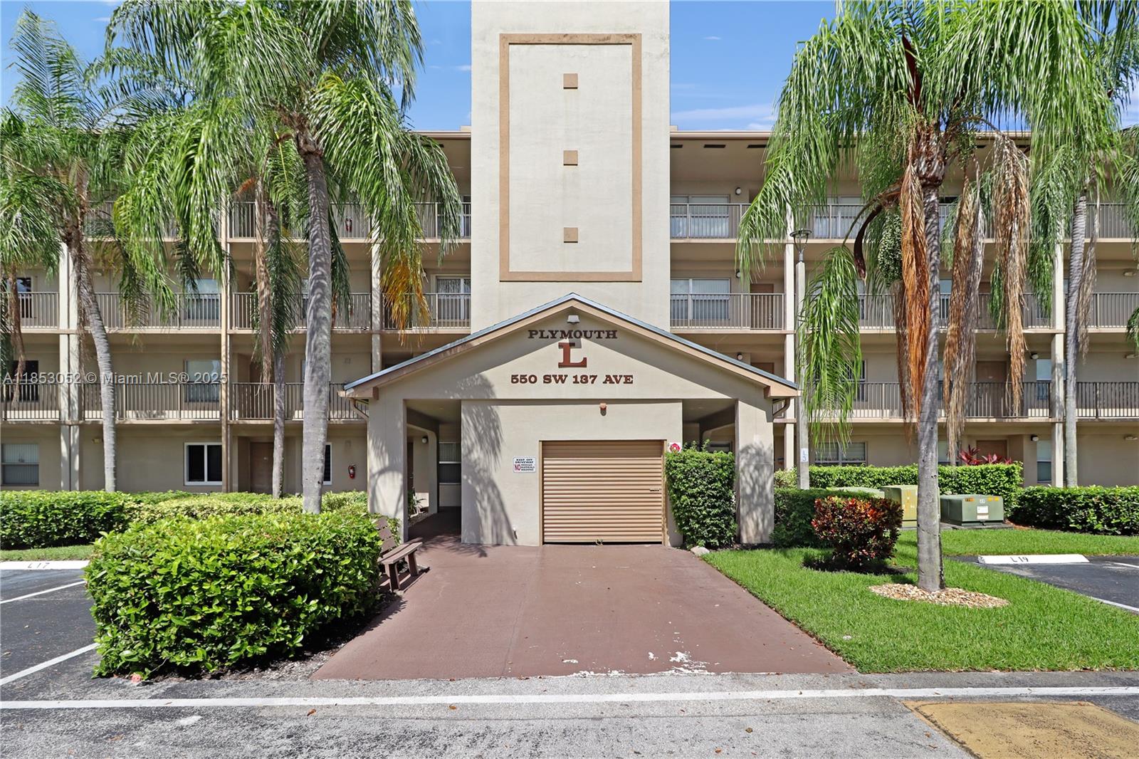 550 SW 137th Ave #104L