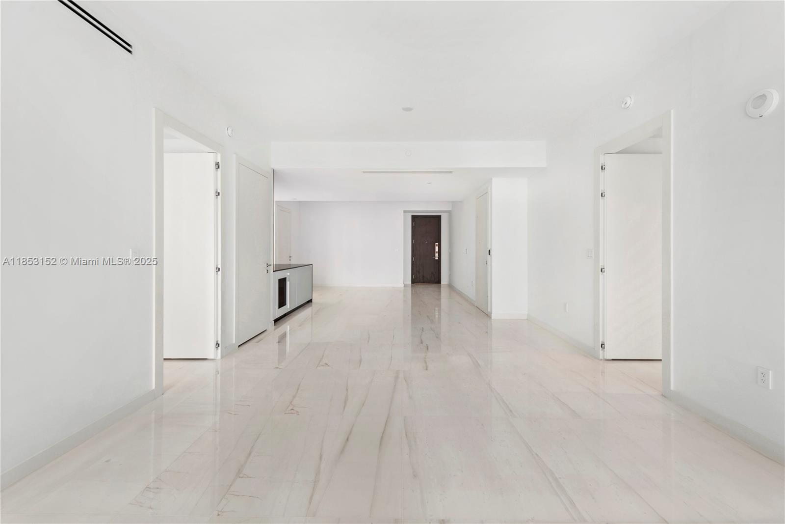 image Aston Martin Residences5