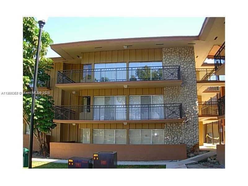 4850 SW Sw 63rd Ter #114
