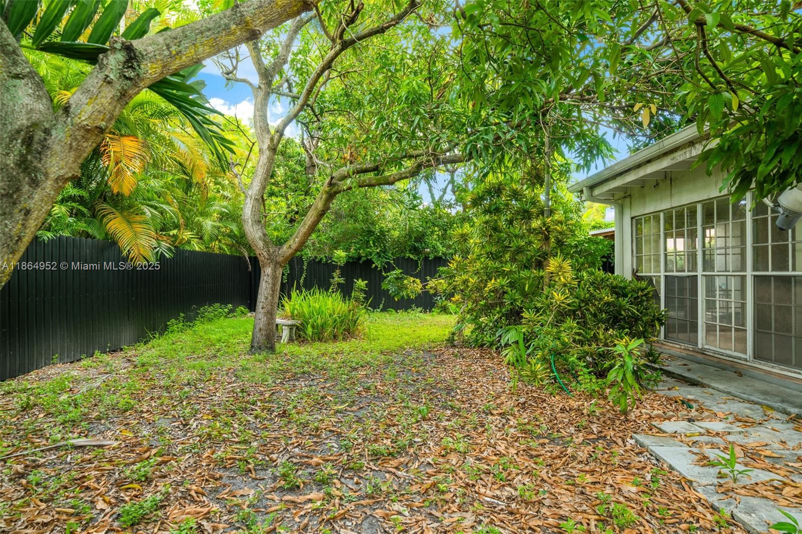 531 NE 55th Ter Miami, FL 33137