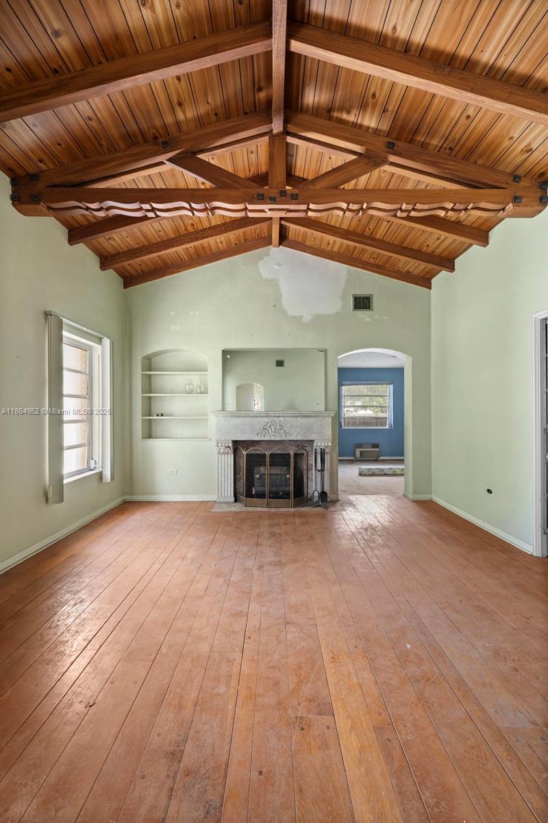 531 NE 55th Ter Miami, FL 33137