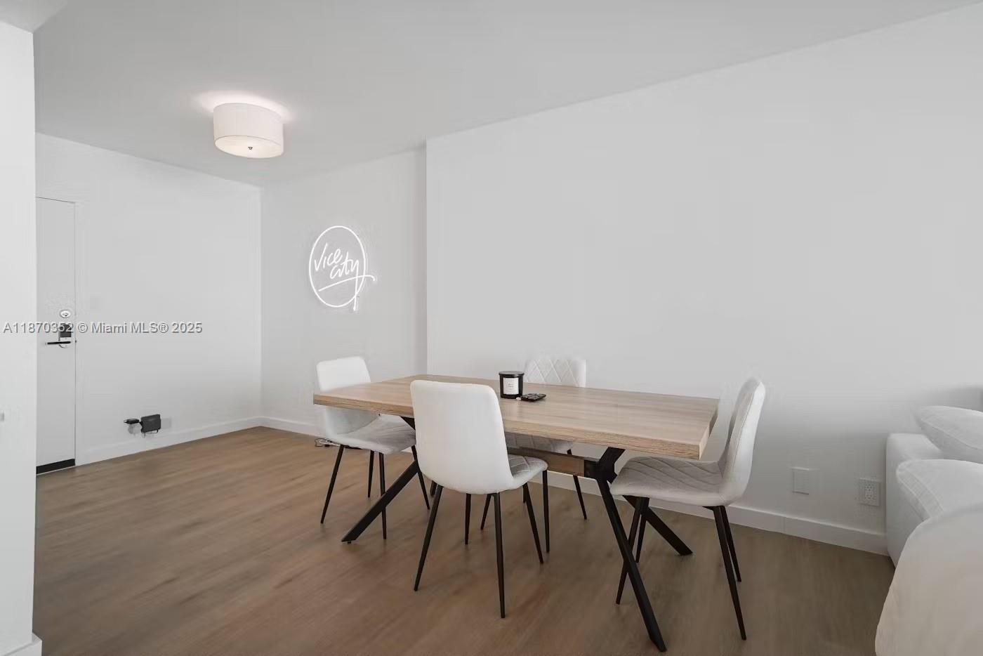 image Mirador 1200 Condo4