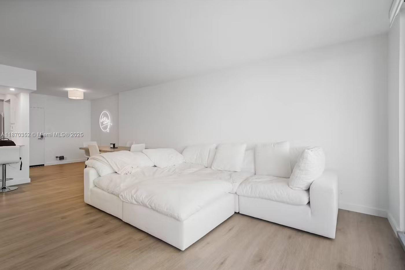 image Mirador 1200 Condo6