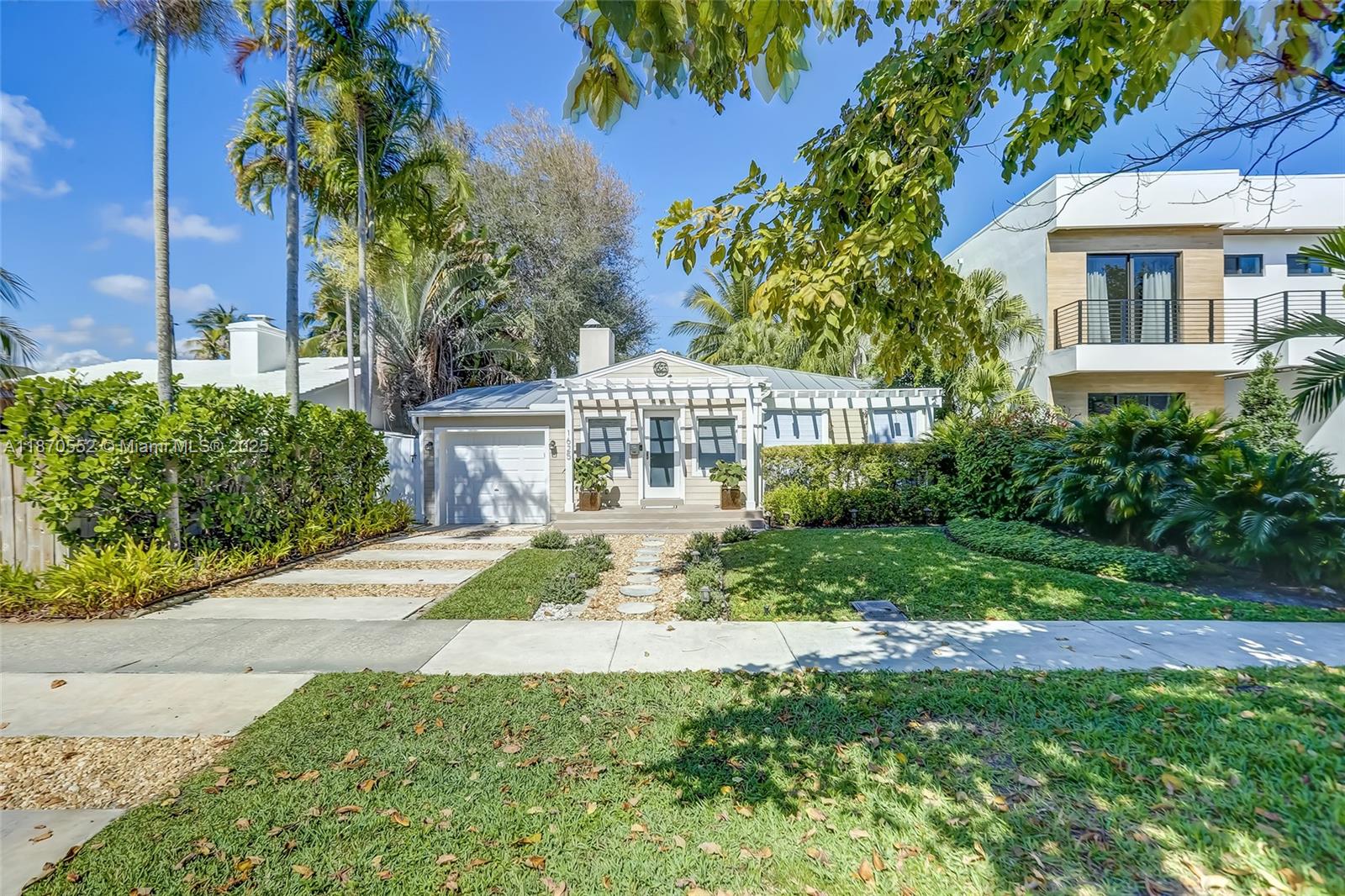 1625 NE 4th Pl