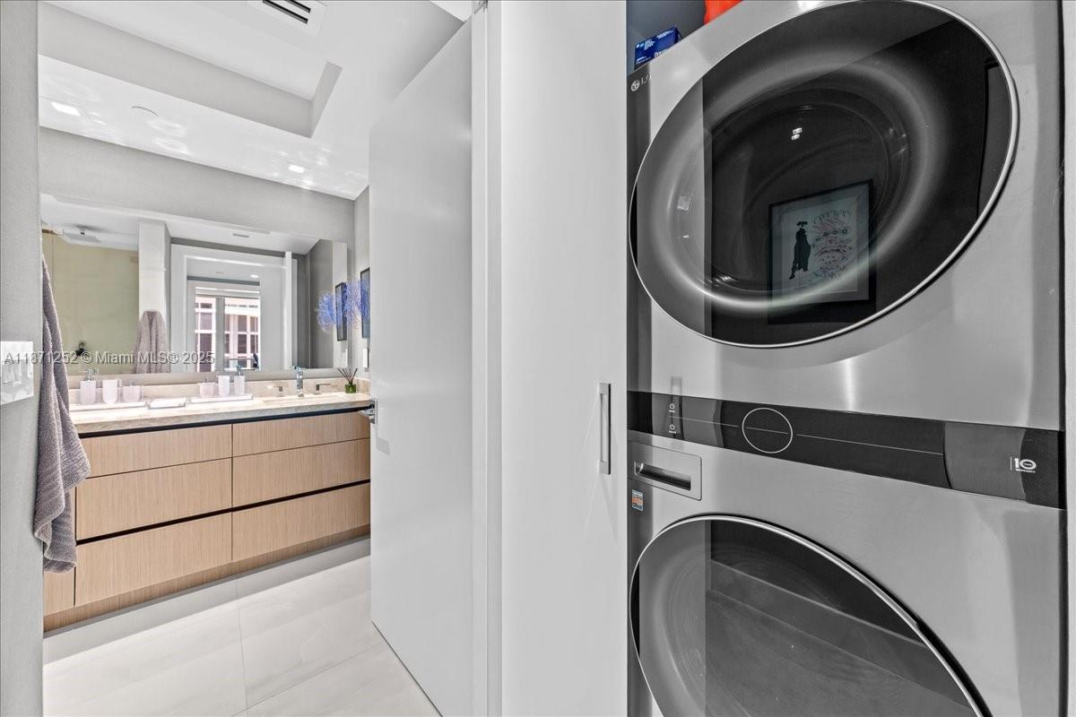 image Jade Residence23