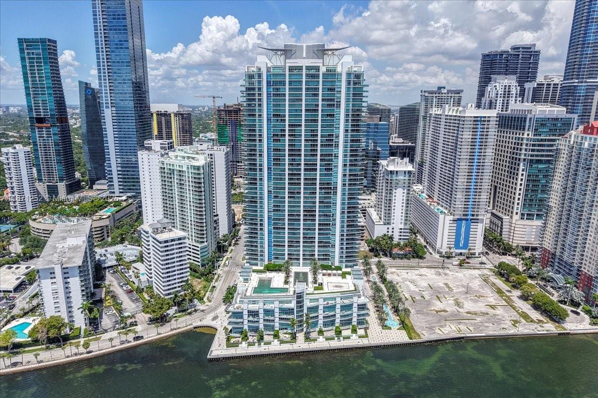 image Jade Residence32
