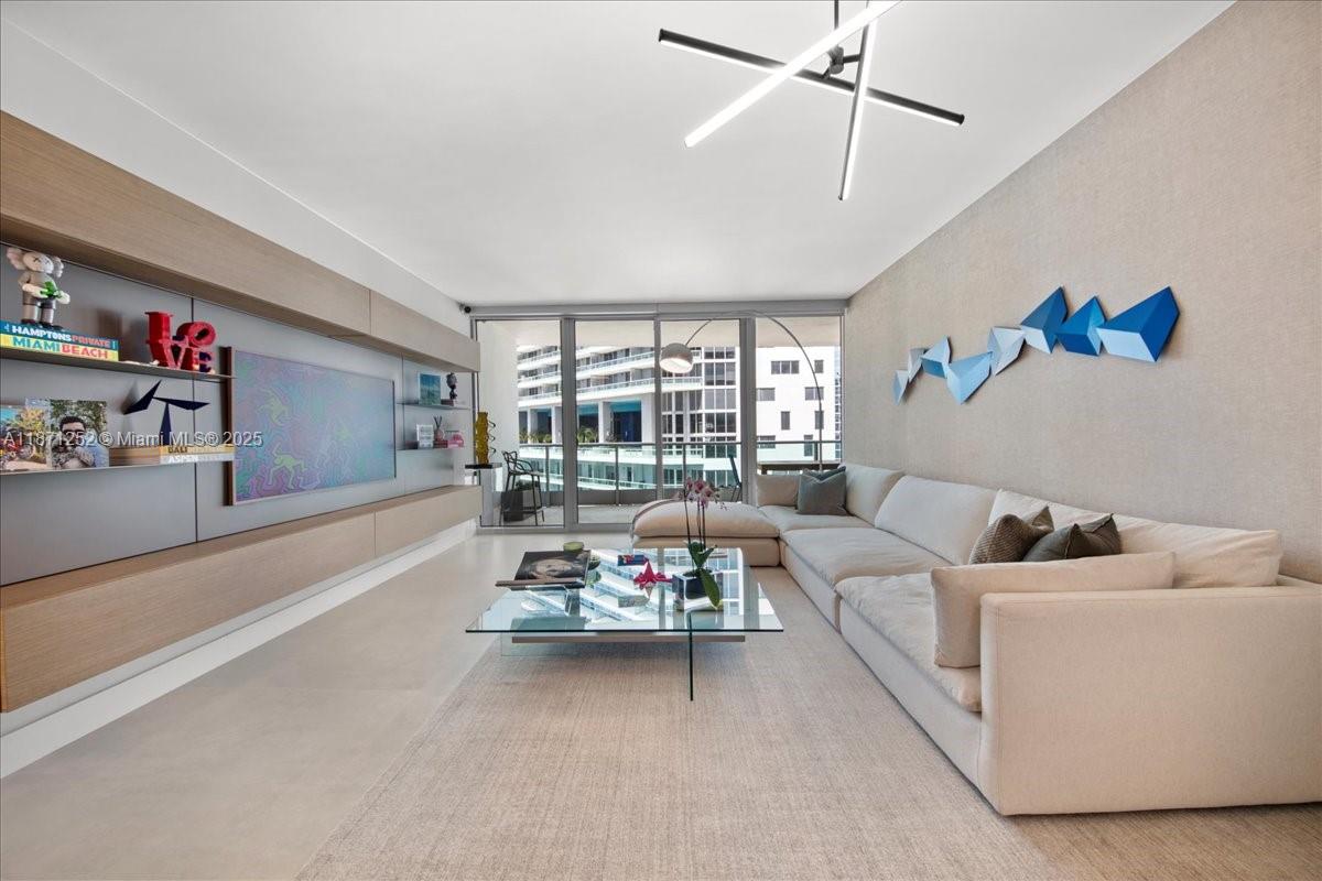 image Jade Residence5