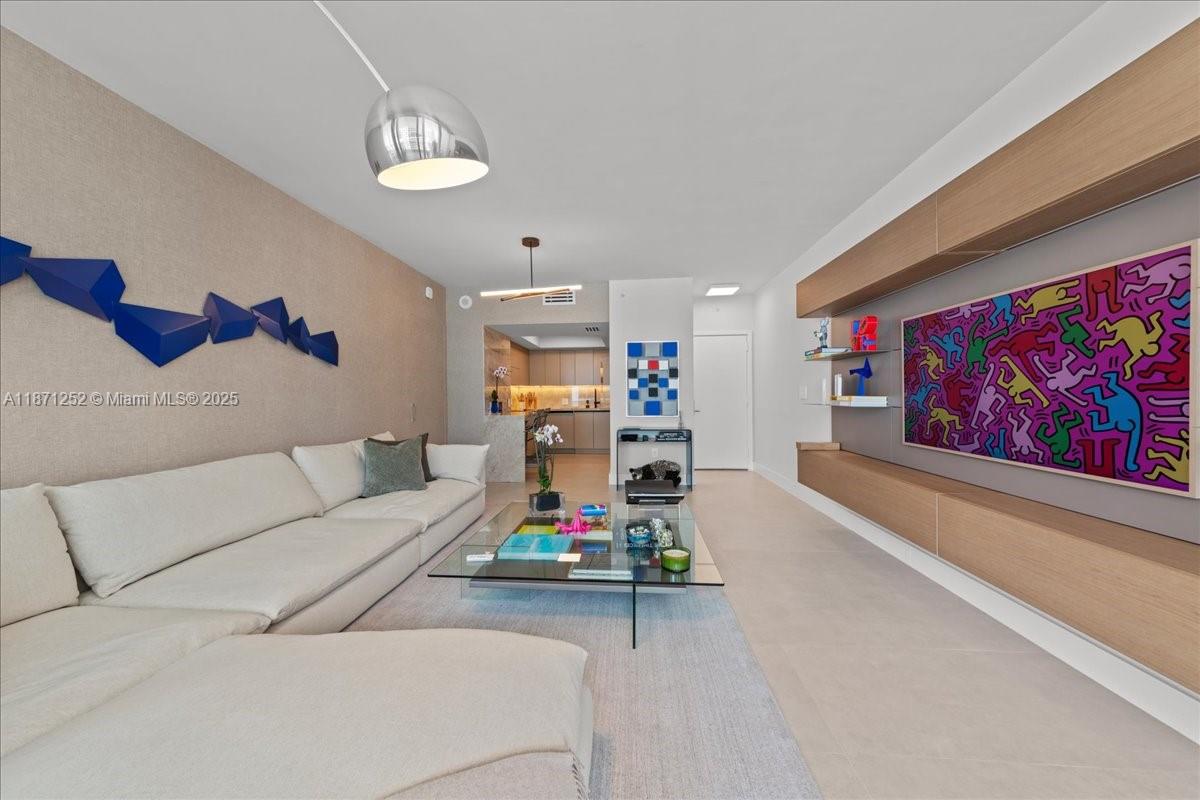 image Jade Residence6