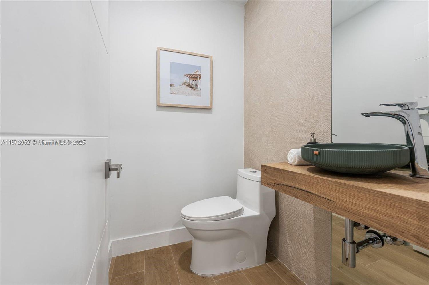 1130 NE 104th St Miami Shores, FL 33138