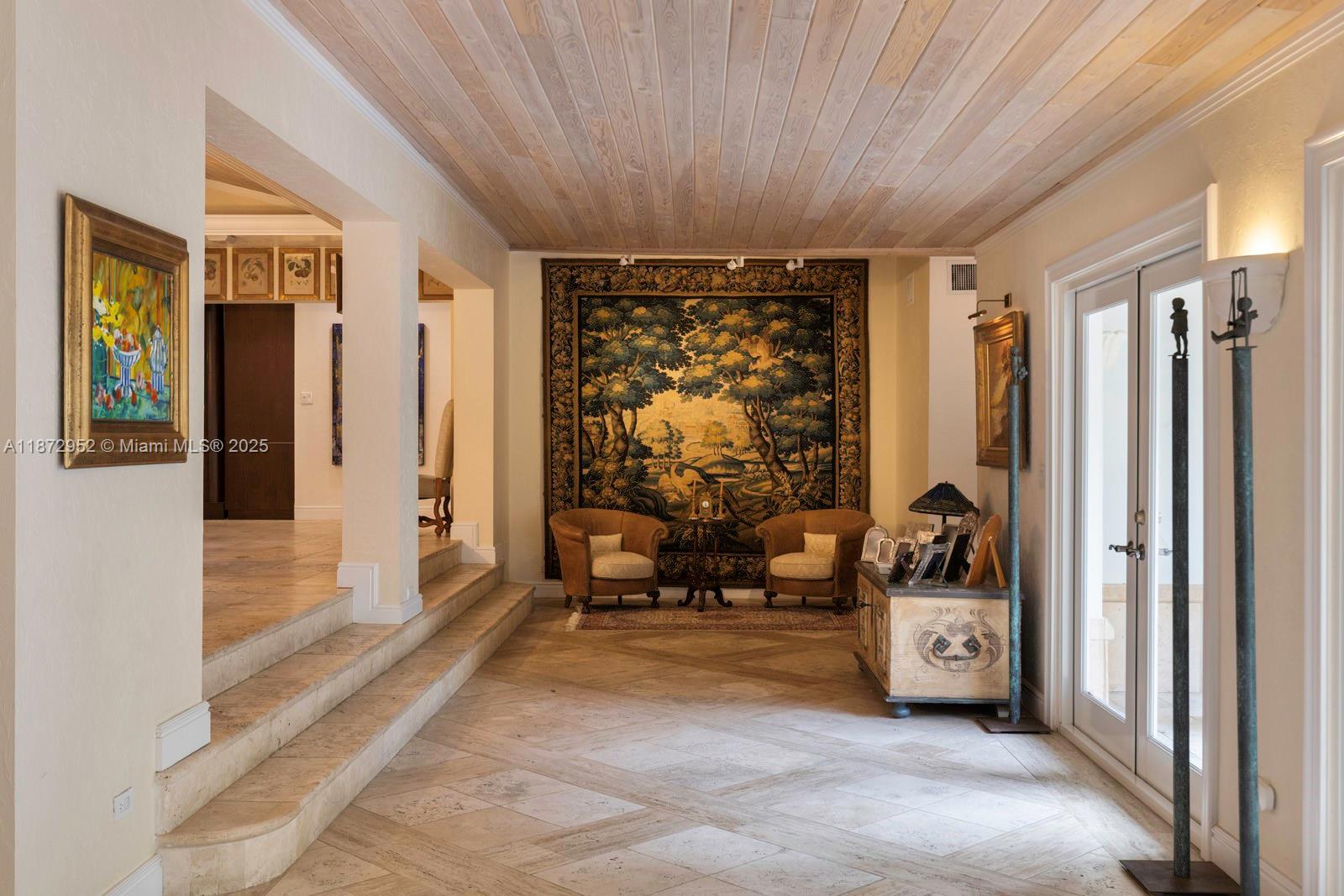 10100 Lakeside Dr Coral Gables, FL 33156