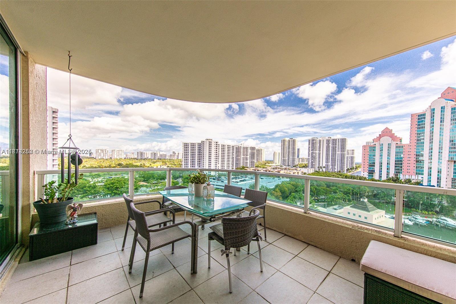image Aventura Marina One15