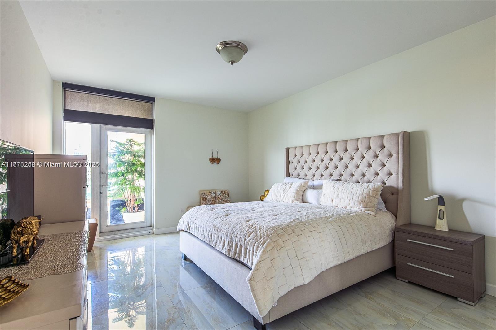 image Aventura Marina One21