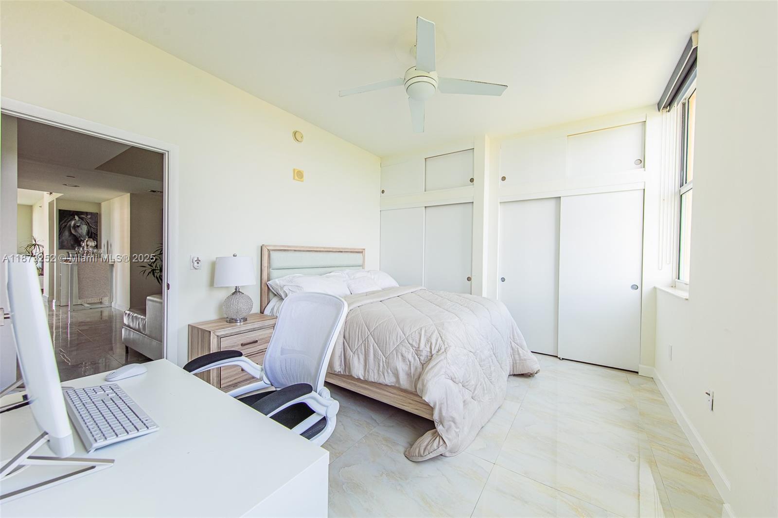image Aventura Marina One8