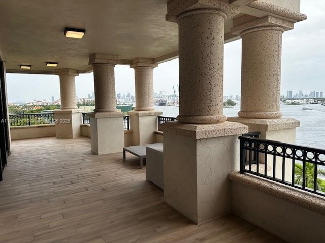 image Palazzo Del Luna2