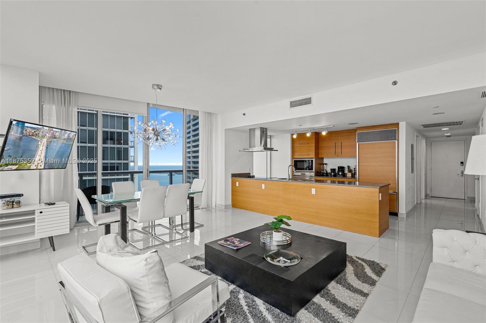 image Icon Brickell9