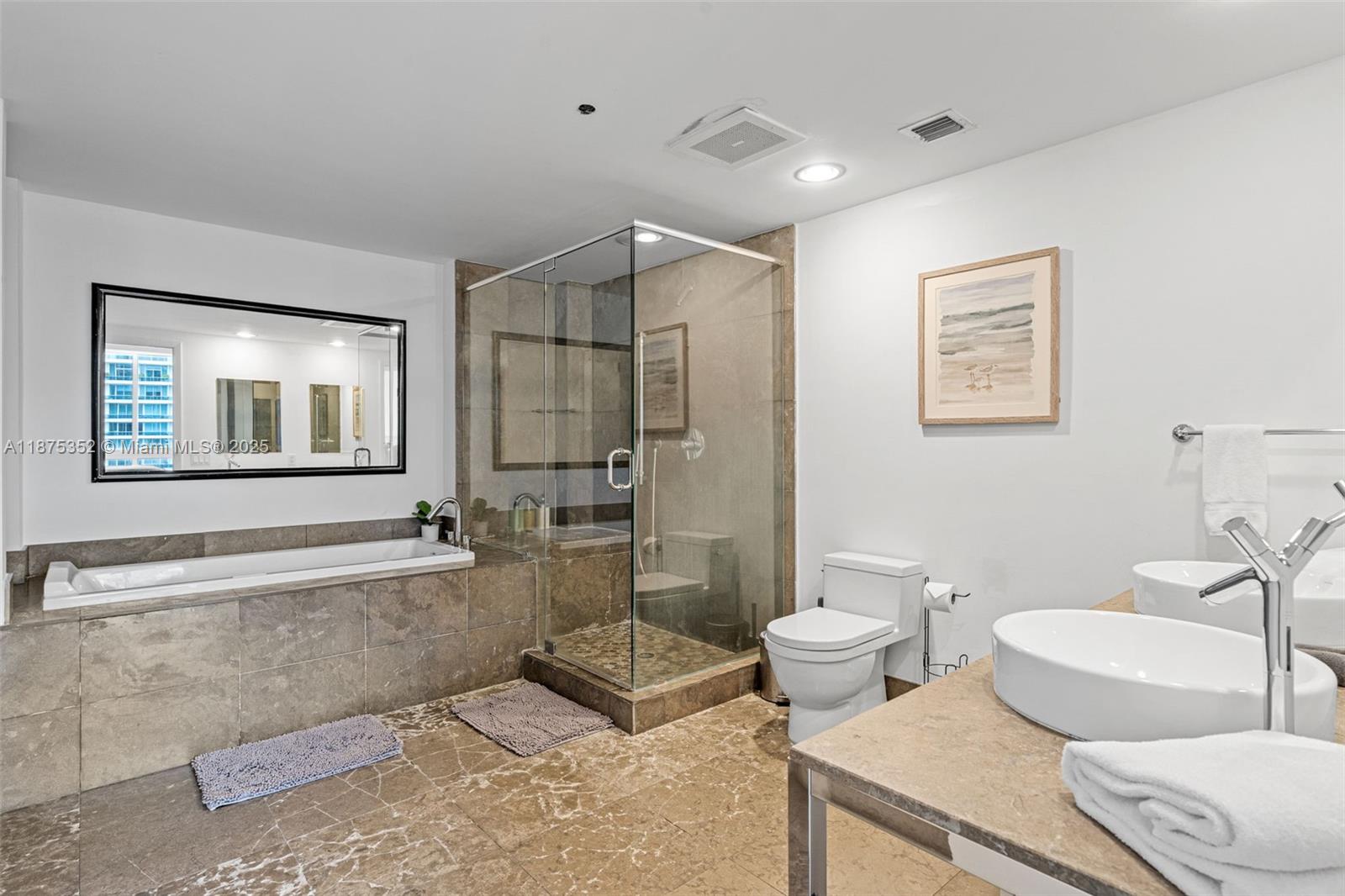 image Icon Brickell17