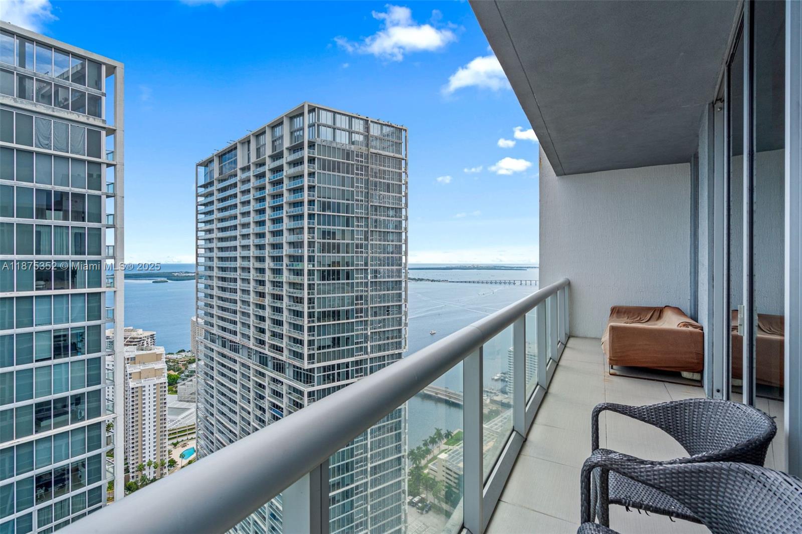 image Icon Brickell36