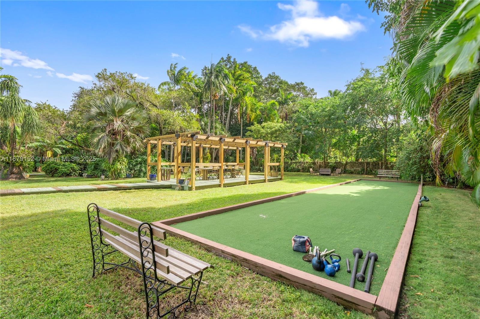 Undisclosed Address Pinecrest, FL 33156