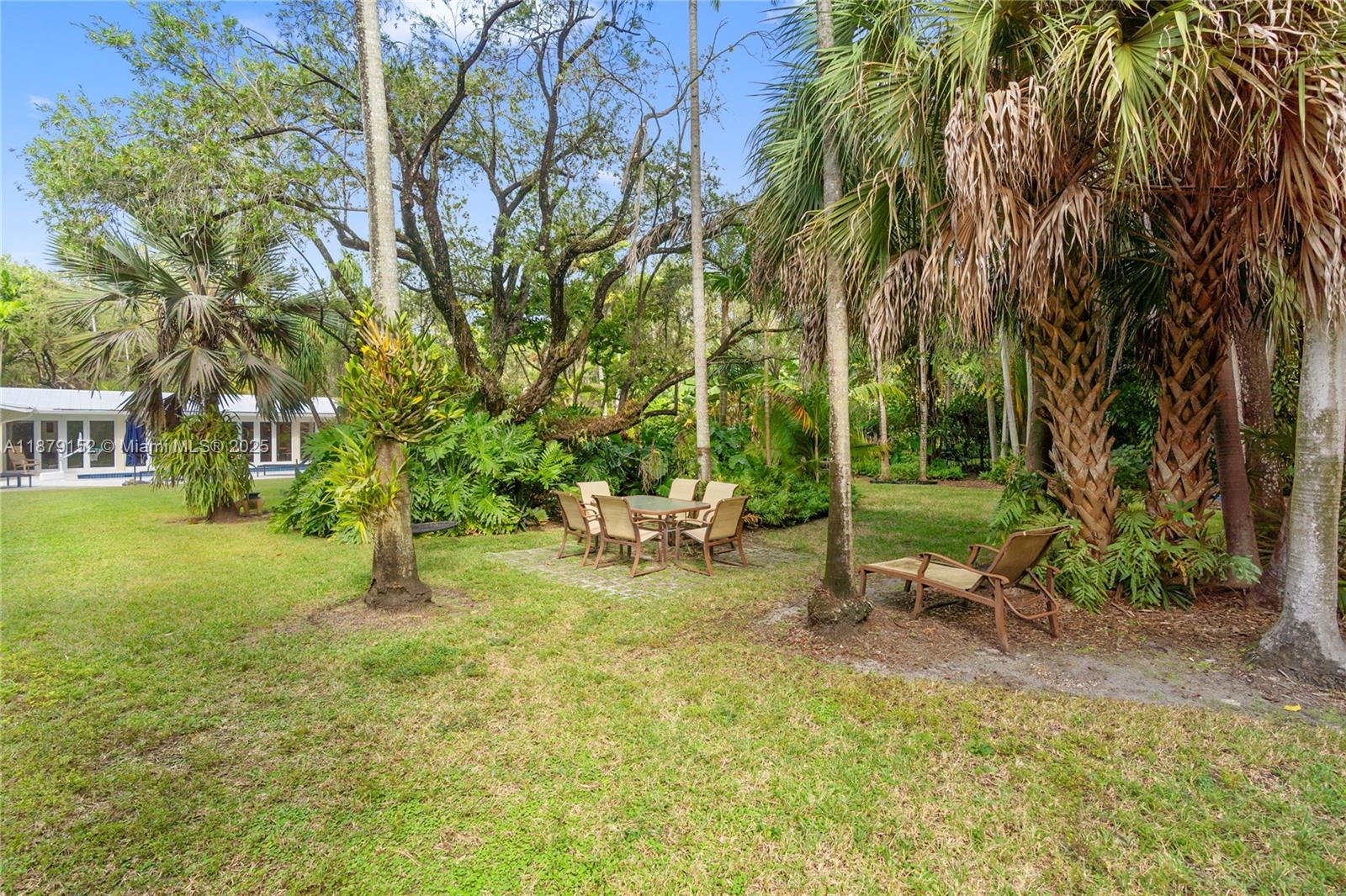 Undisclosed Address Pinecrest, FL 33156