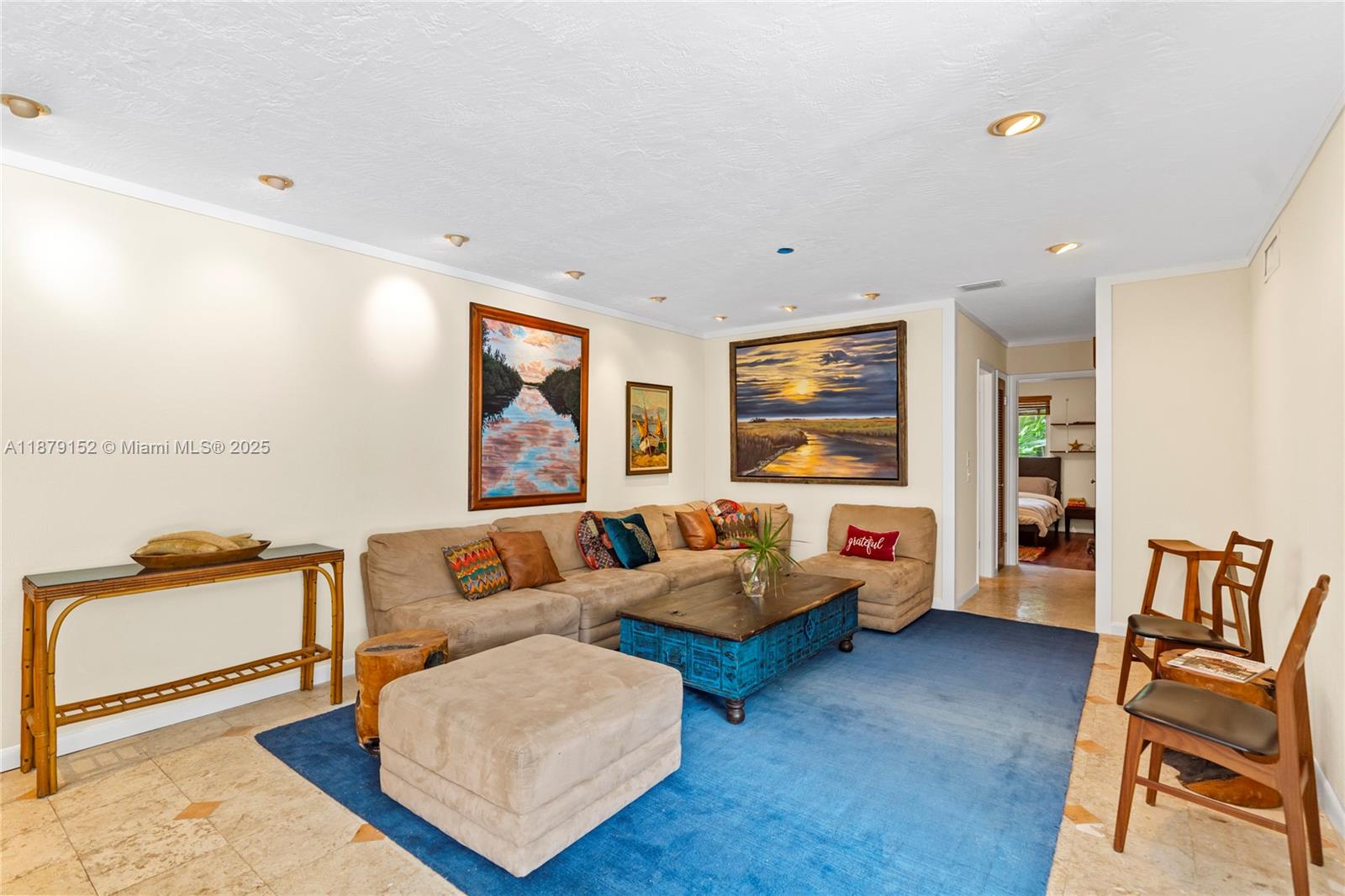 Undisclosed Address Pinecrest, FL 33156