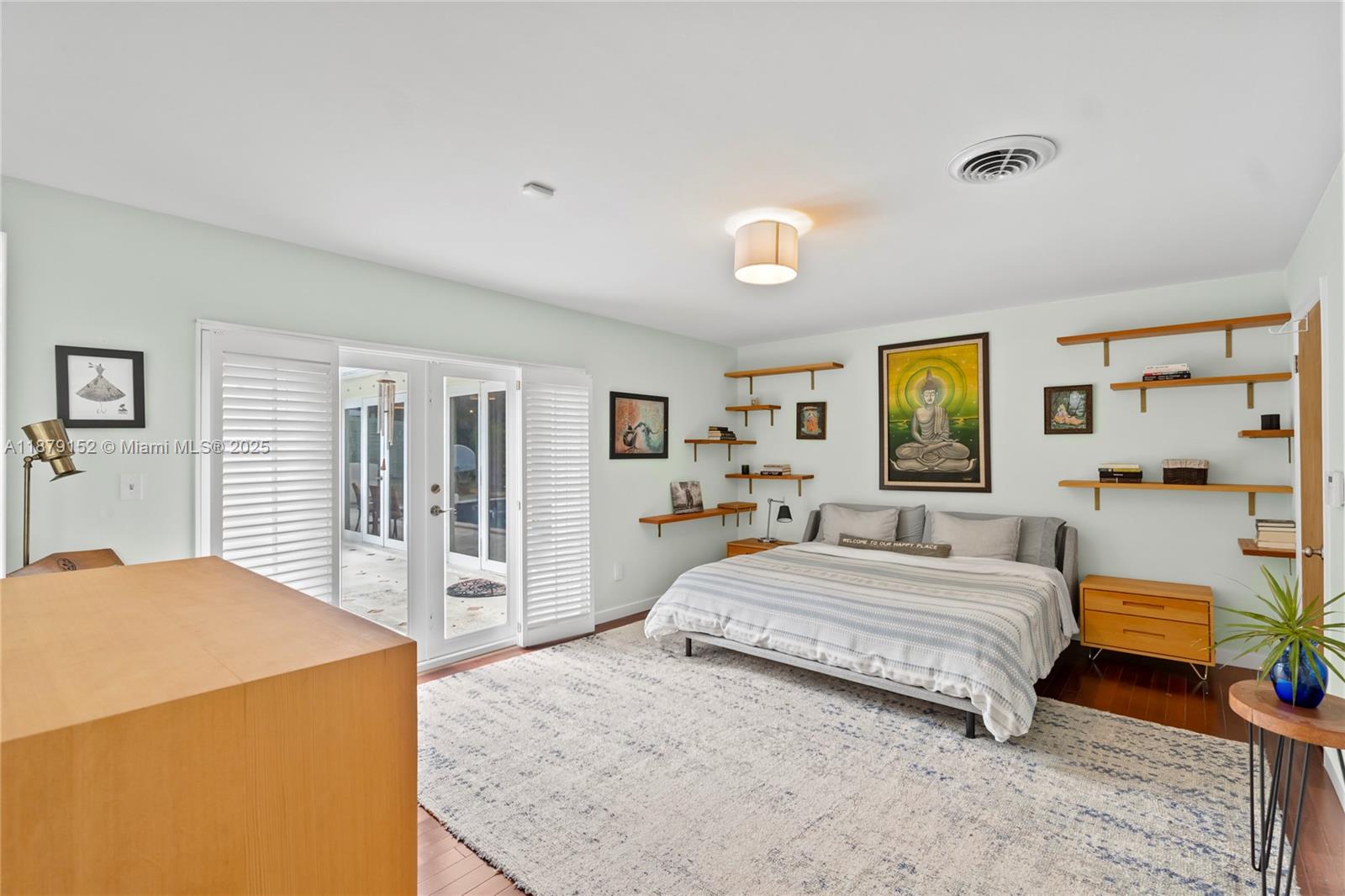 Undisclosed Address Pinecrest, FL 33156