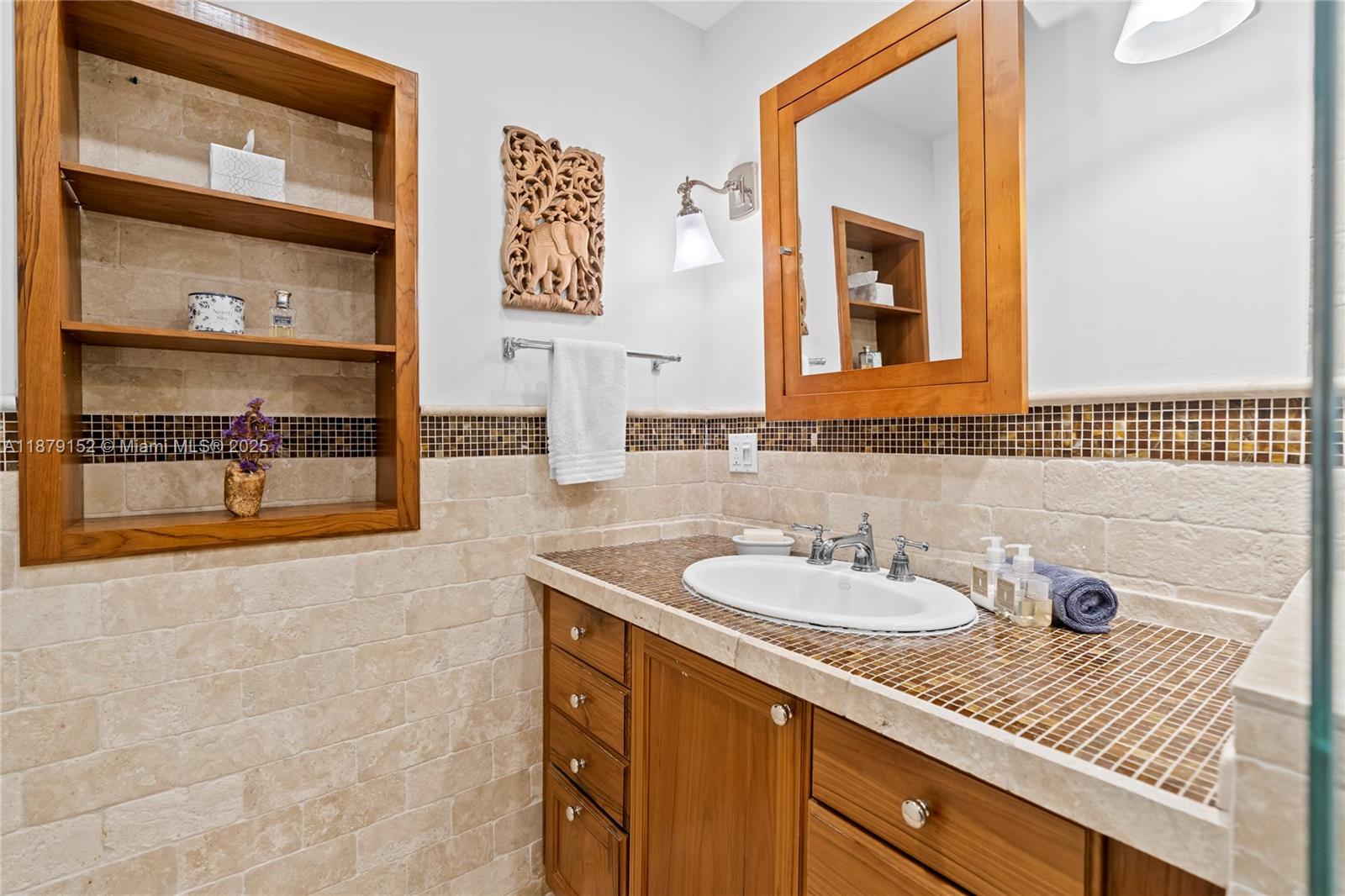 Undisclosed Address Pinecrest, FL 33156