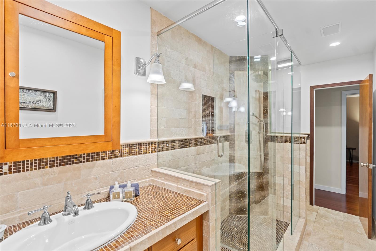 Undisclosed Address Pinecrest, FL 33156