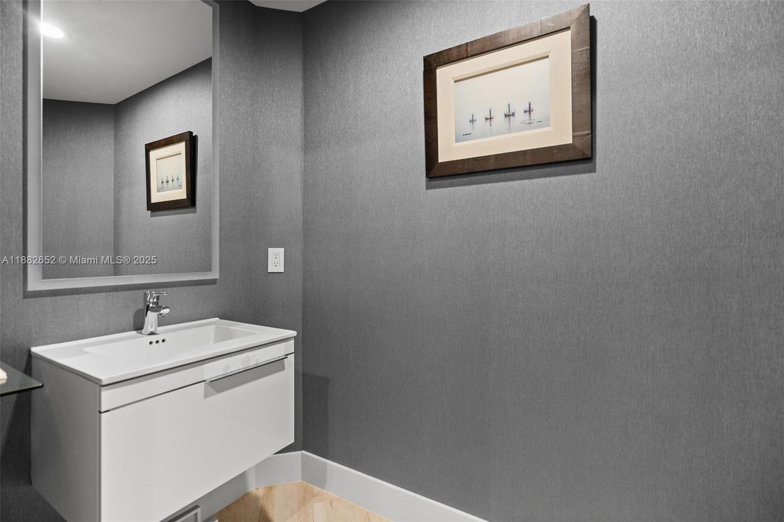 17301 Biscayne Blvd #1510 North Miami Beach, FL 33160