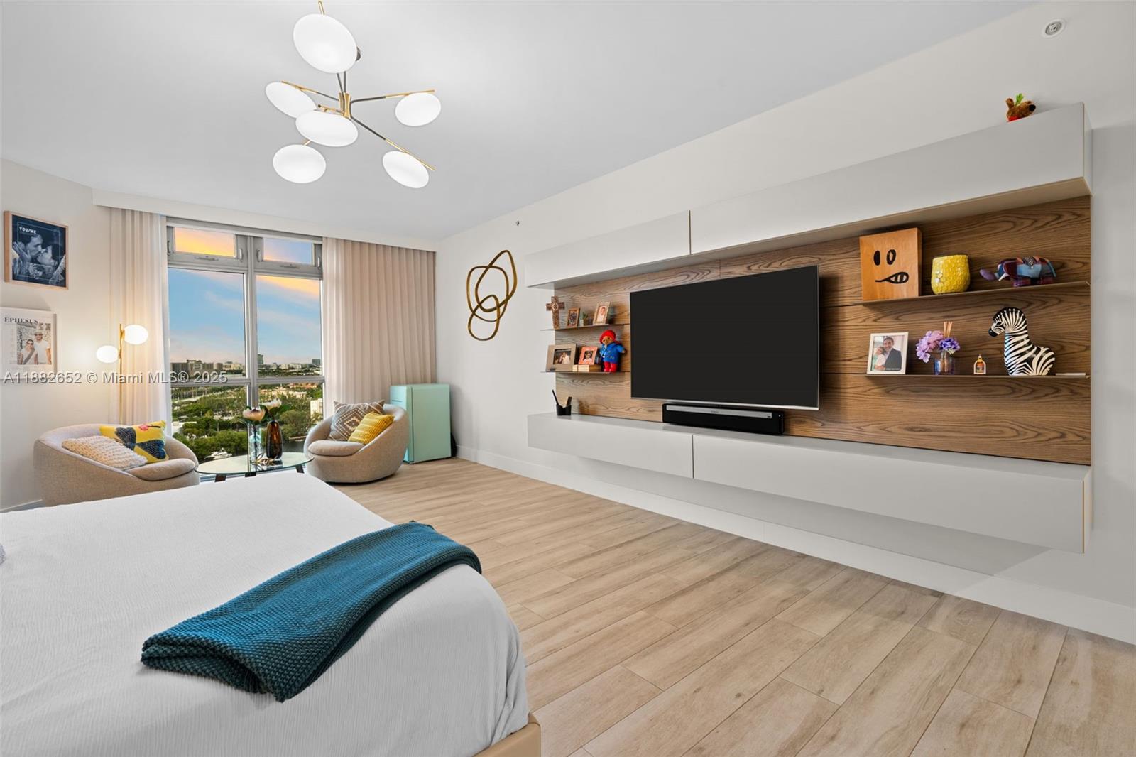 17301 Biscayne Blvd #1510 North Miami Beach, FL 33160