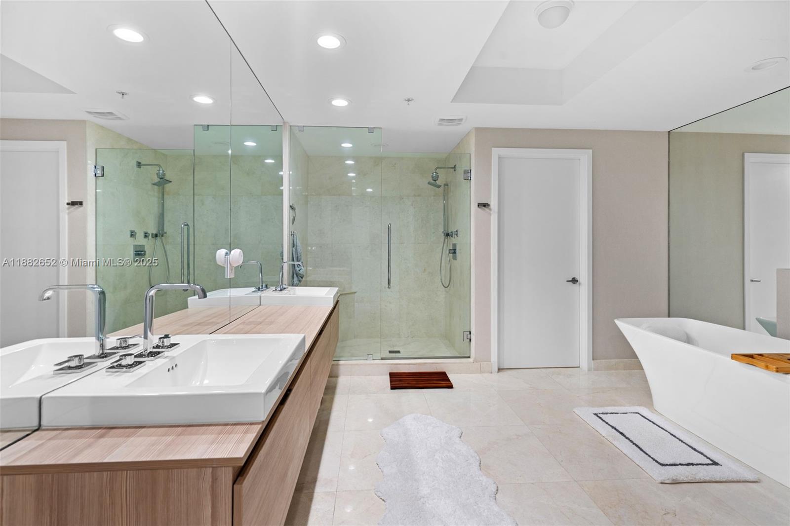 17301 Biscayne Blvd #1510 North Miami Beach, FL 33160