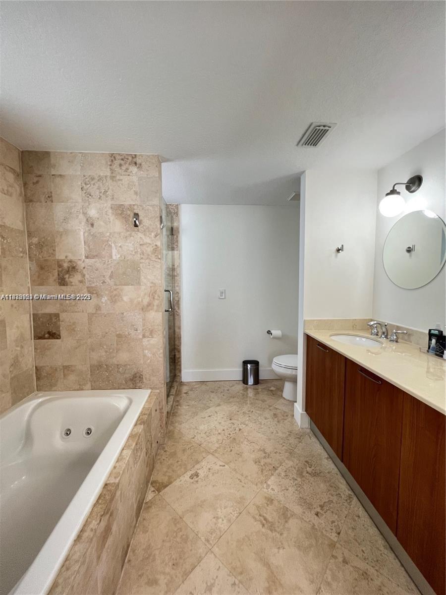 1043 SW 9th Ct #F-1 Miami, FL 33130