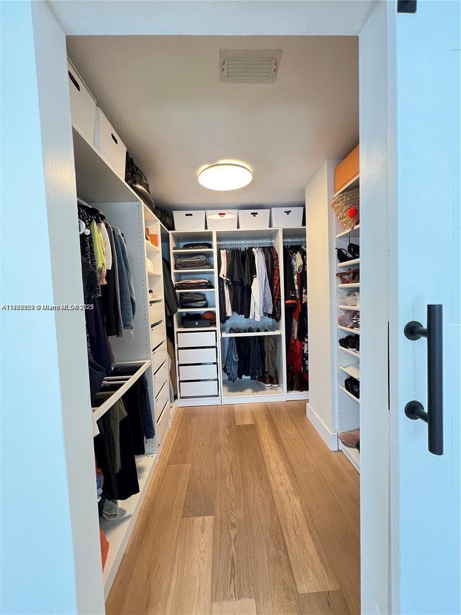 1043 SW 9th Ct #F-1 Miami, FL 33130