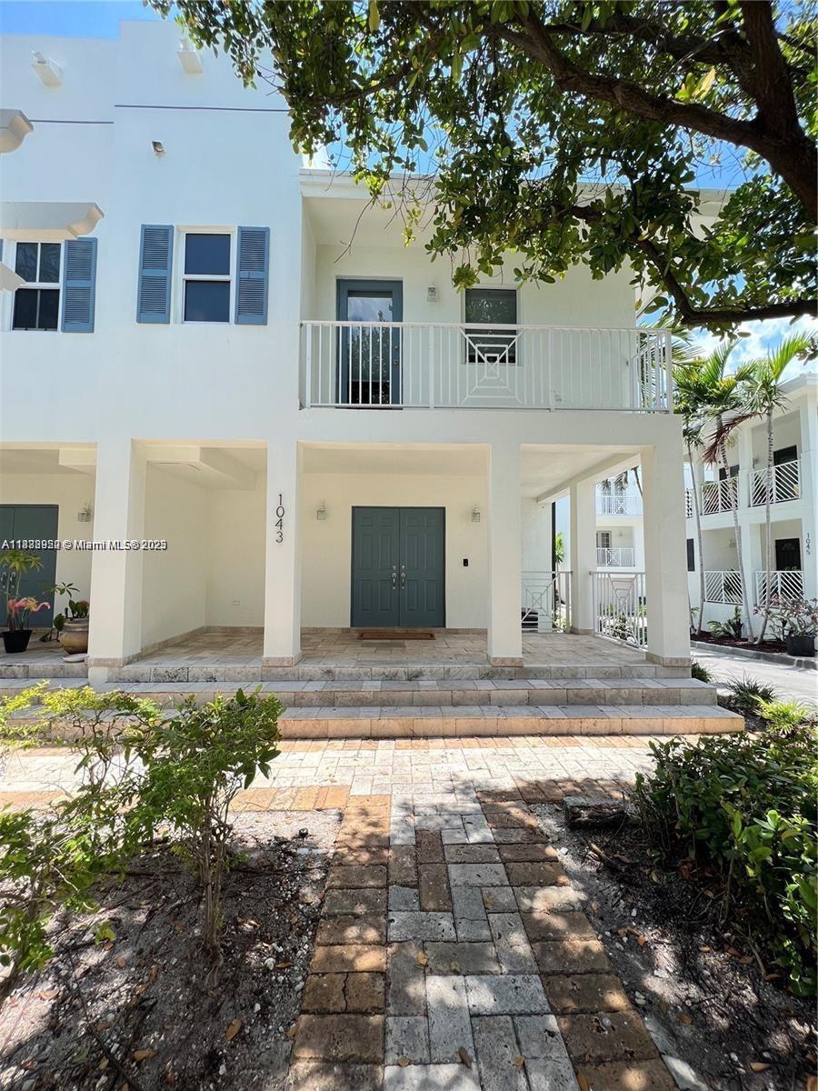 1043 SW 9th Ct #F-1 Miami, FL 33130