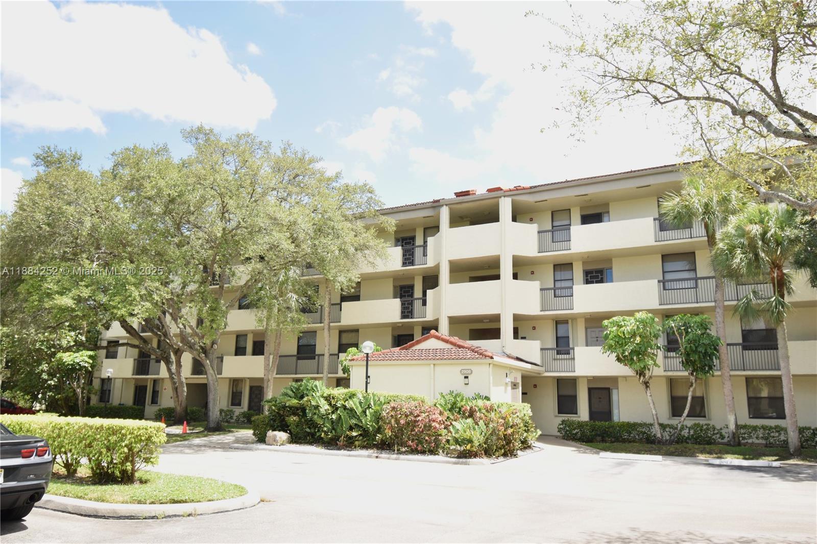 2908 S Carambola Cir S #402
