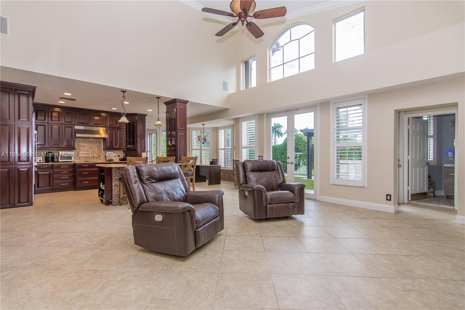 1091 SW 156th Ave Pembroke Pines, FL 33027