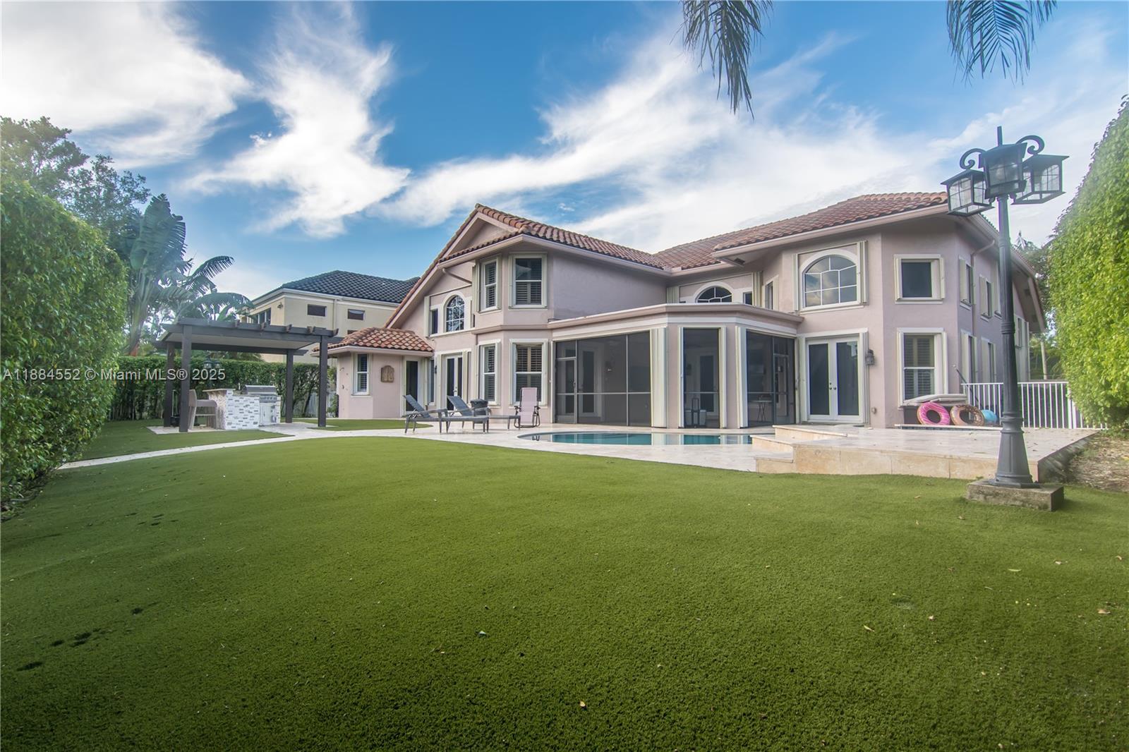 1091 SW 156th Ave Pembroke Pines, FL 33027