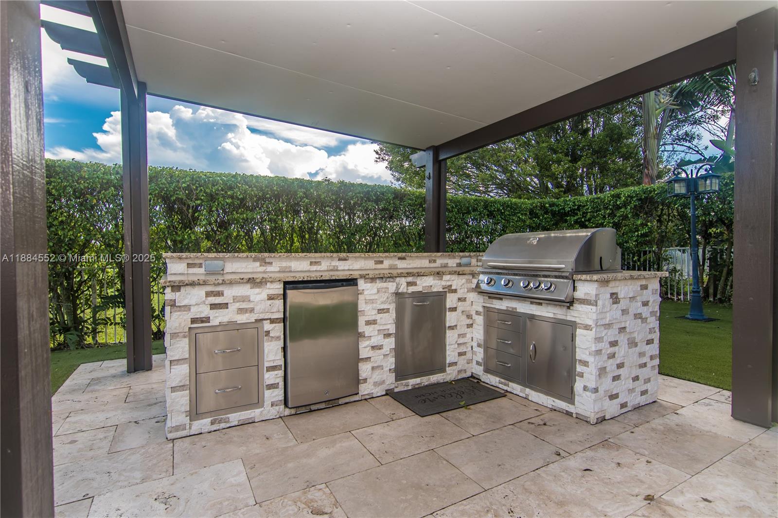 1091 SW 156th Ave Pembroke Pines, FL 33027