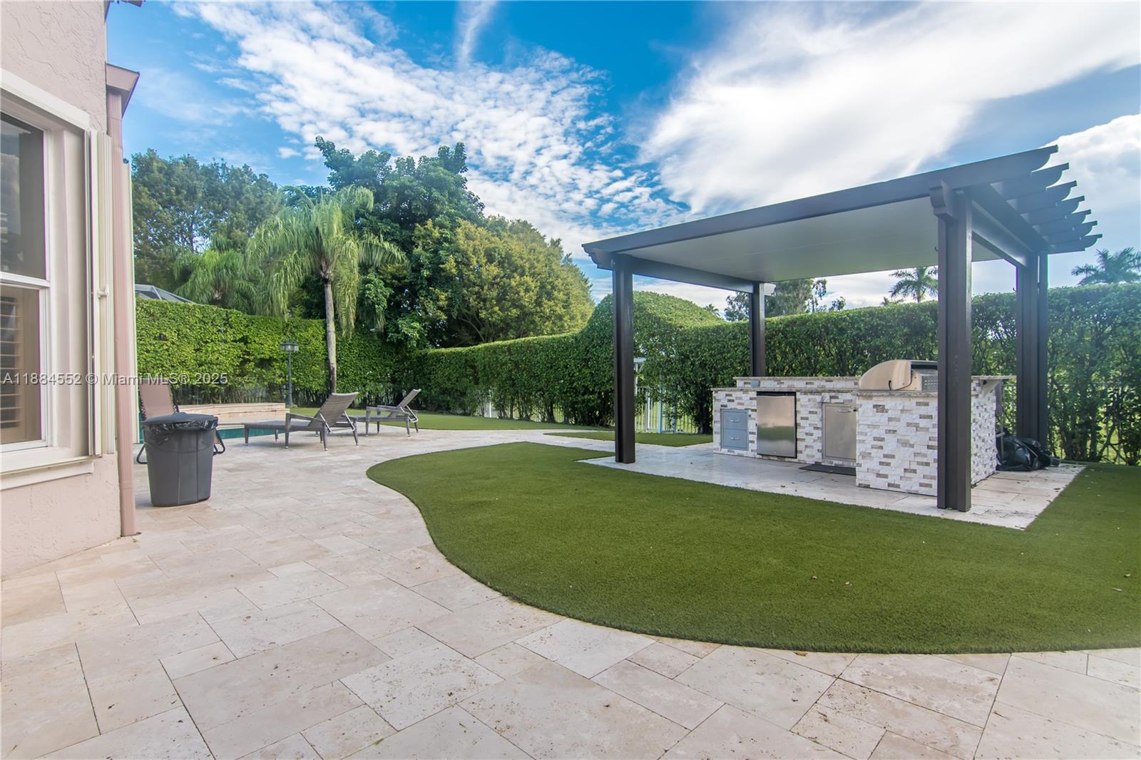 1091 SW 156th Ave Pembroke Pines, FL 33027