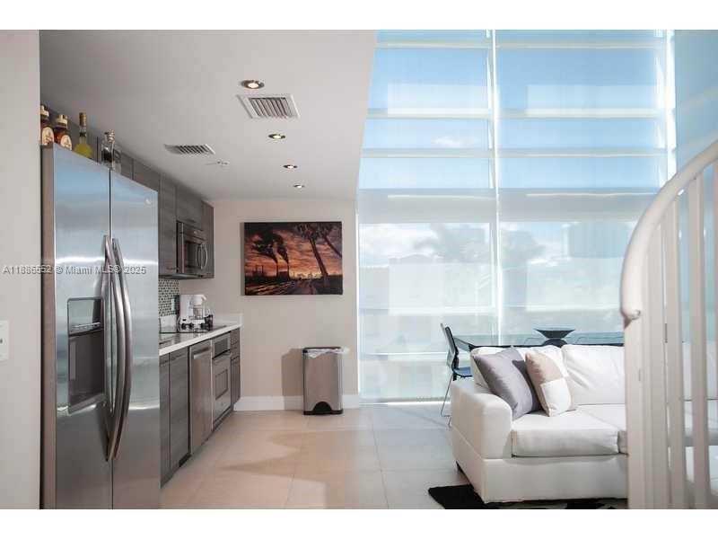 421 Meridian Ave #21 Miami Beach, FL 33139