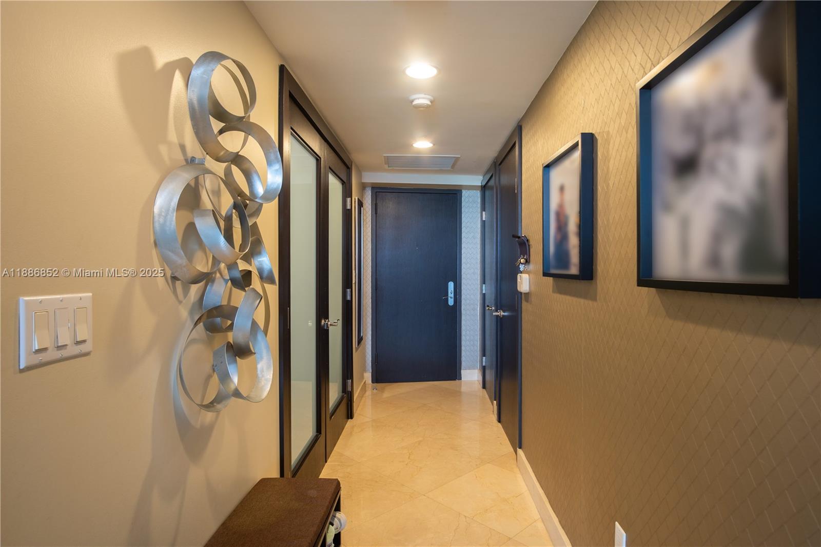 image Beach Club Condo4