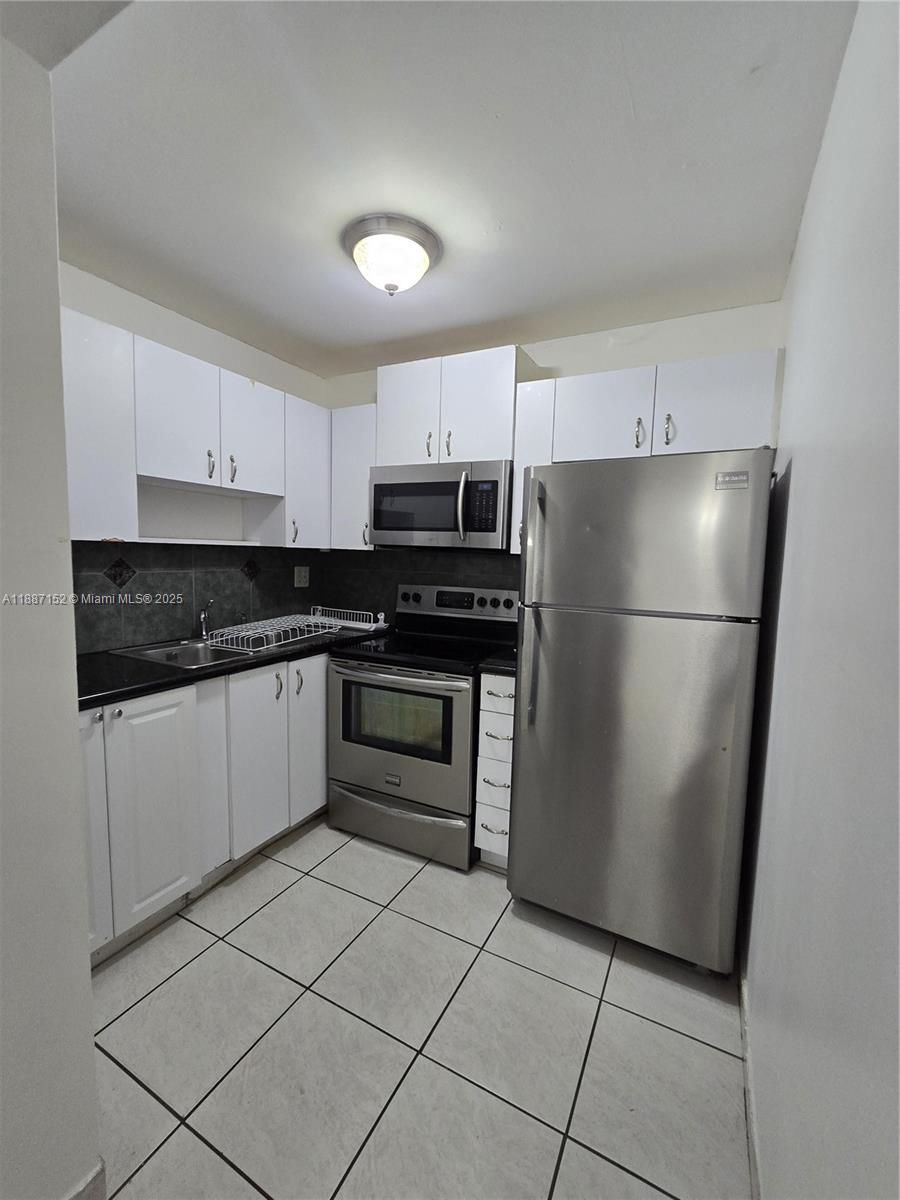 8320 NW 8th St #2-407