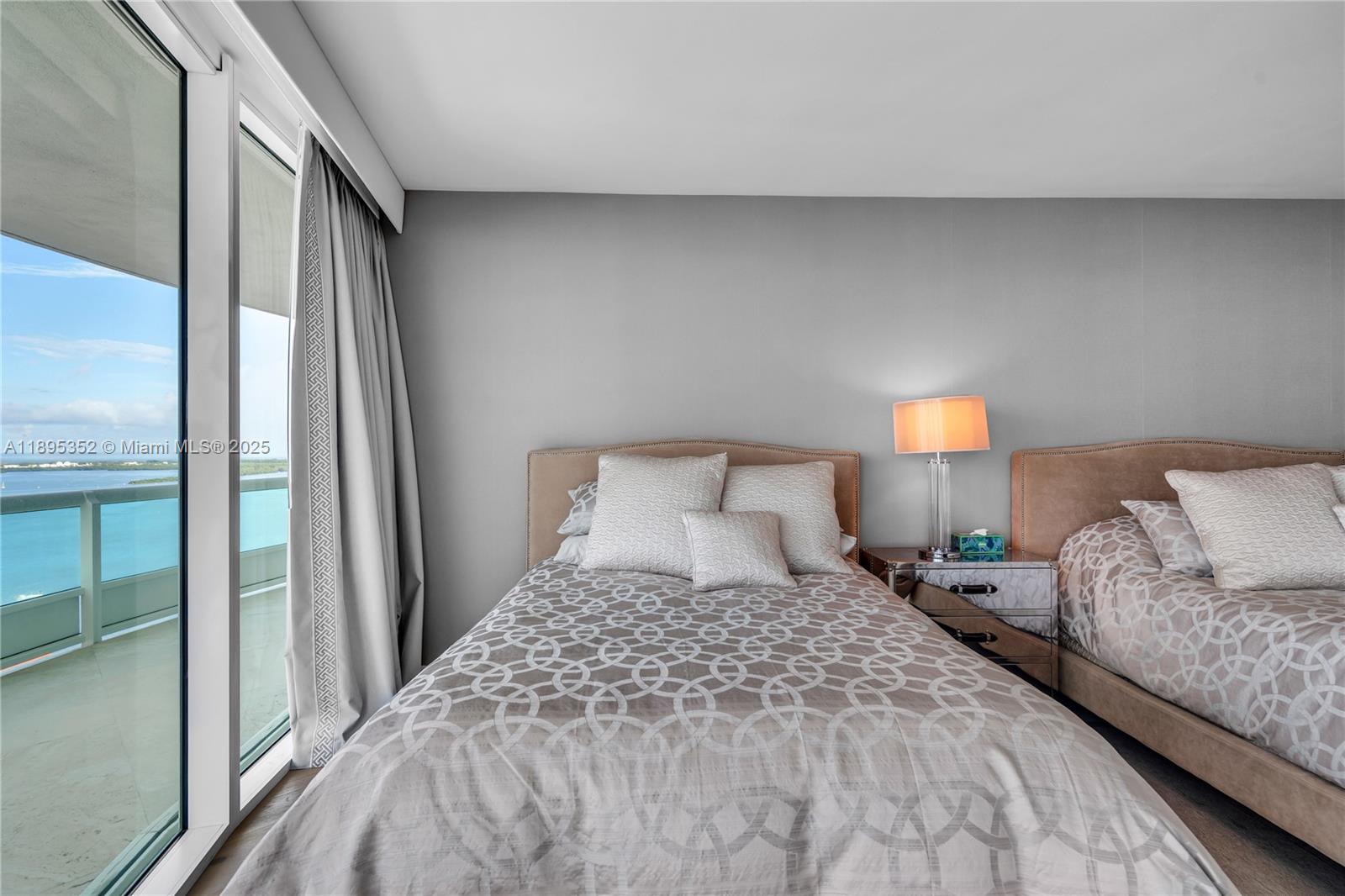 1643 Brickell Ave #3501 Miami, FL 33129 1643 Brickell Ave #3501 Miami, FL 33129