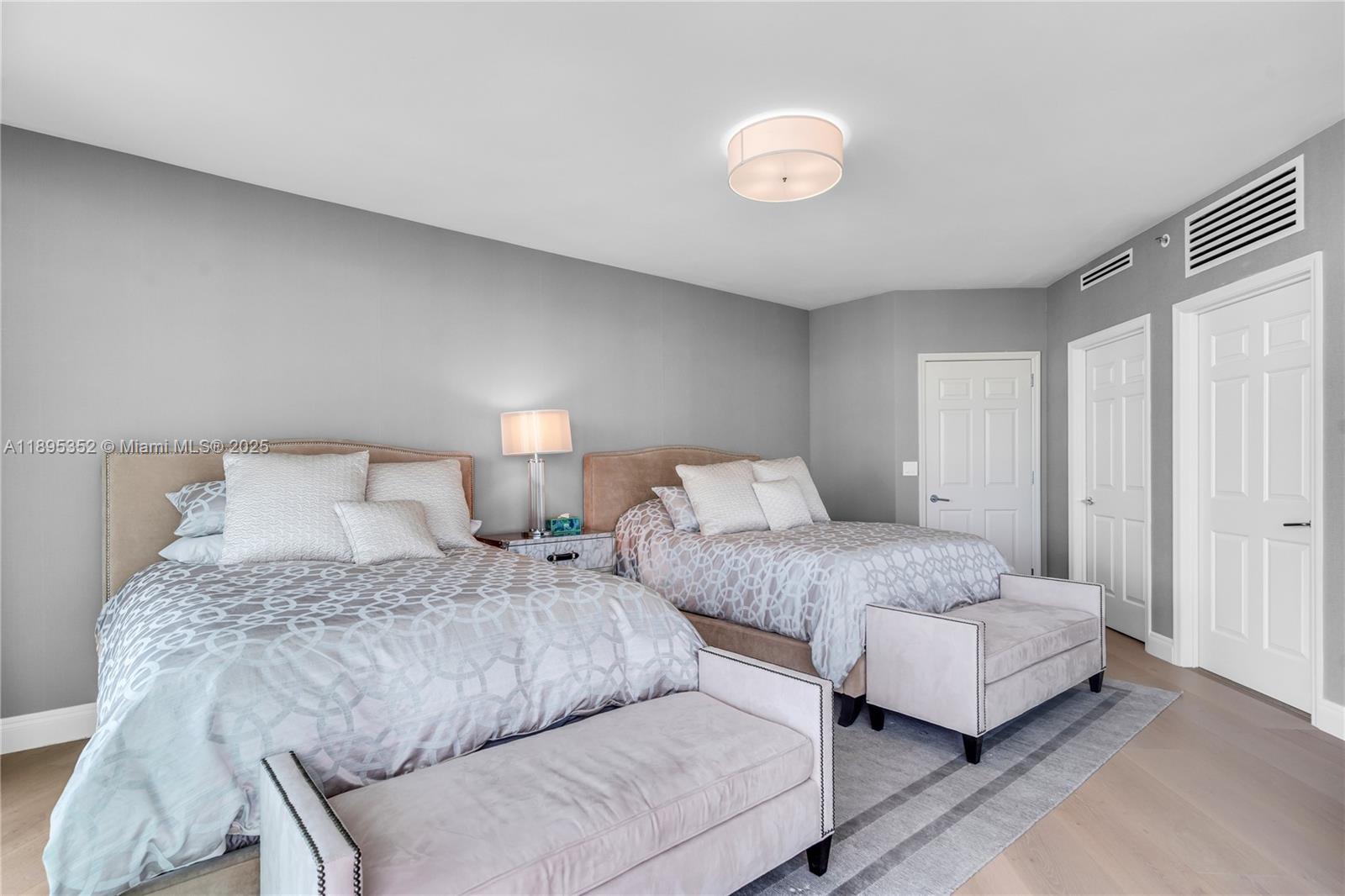 1643 Brickell Ave #3501 Miami, FL 33129 1643 Brickell Ave #3501 Miami, FL 33129