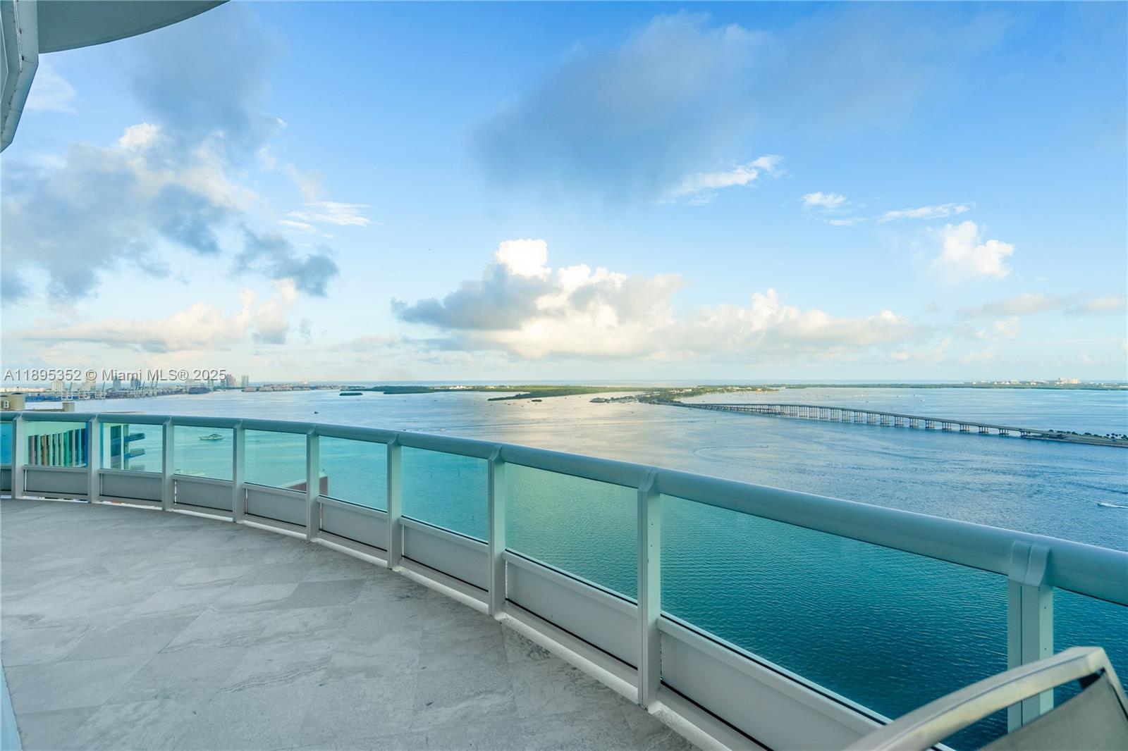 1643 Brickell Ave #3501 Miami, FL 33129 1643 Brickell Ave #3501 Miami, FL 33129