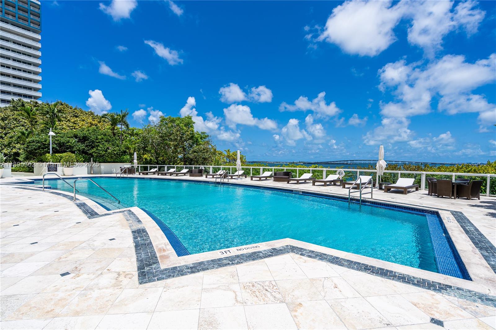 1643 Brickell Ave #3501 Miami, FL 33129 1643 Brickell Ave #3501 Miami, FL 33129