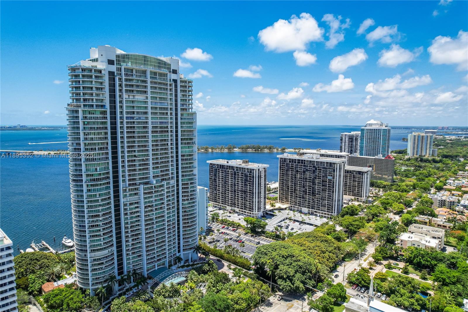 1643 Brickell Ave #3501 Miami, FL 33129 1643 Brickell Ave #3501 Miami, FL 33129