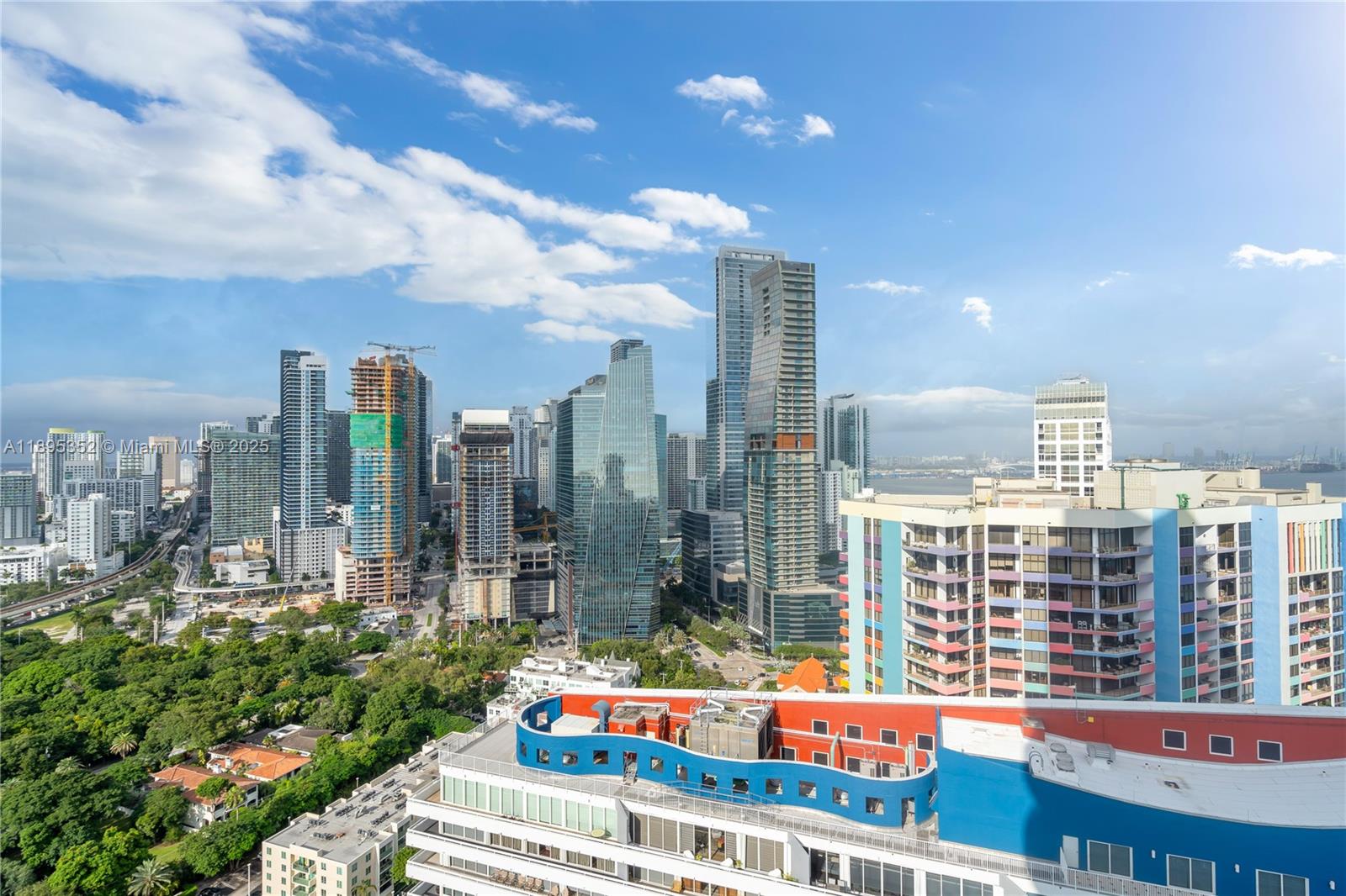 1643 Brickell Ave #3501 Miami, FL 33129 1643 Brickell Ave #3501 Miami, FL 33129