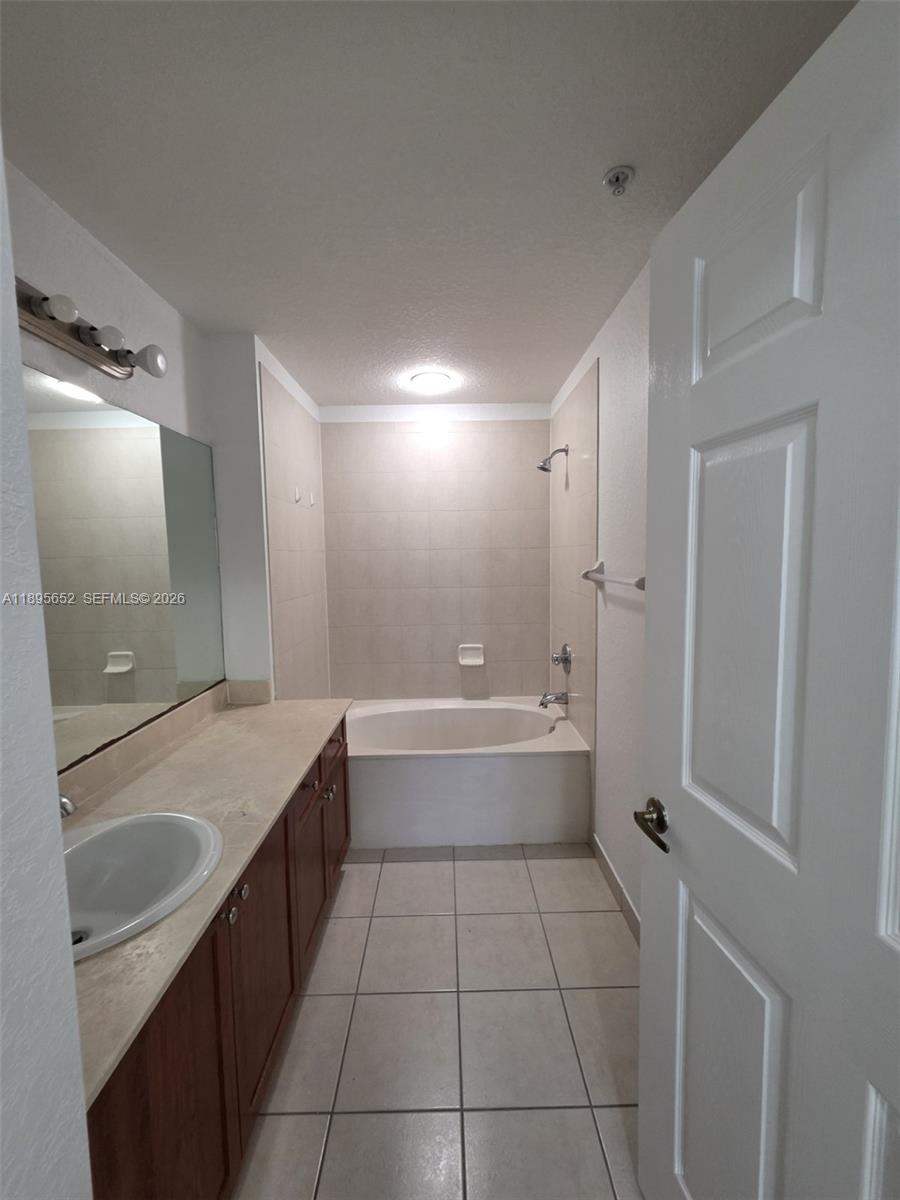 10885 NW 89th Ter #104 Doral, FL 33178